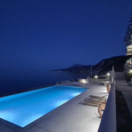 Villa Serafeim Kími Buitenkant foto