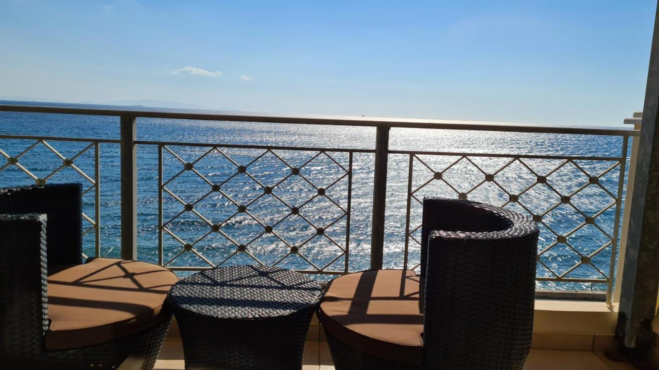Villa Serafeim Kími Buitenkant foto